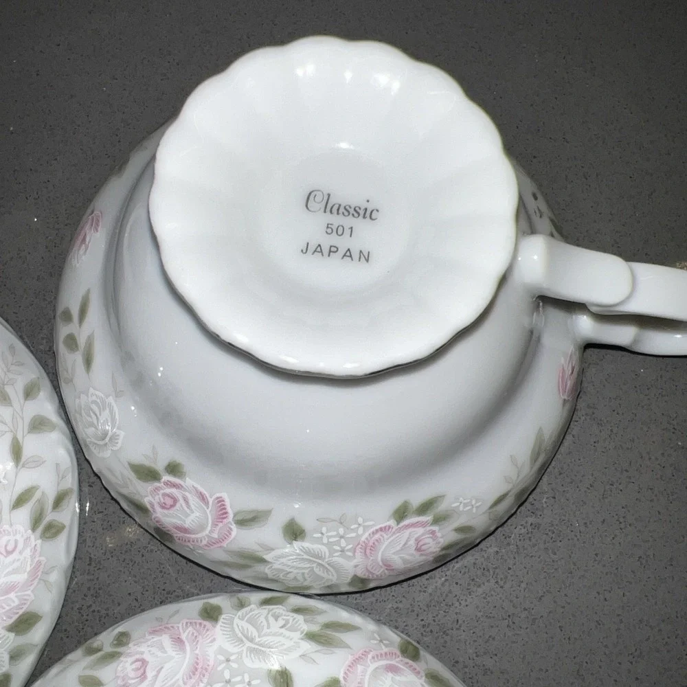 3 Classic by Sheffield Fine China (501) tea cups